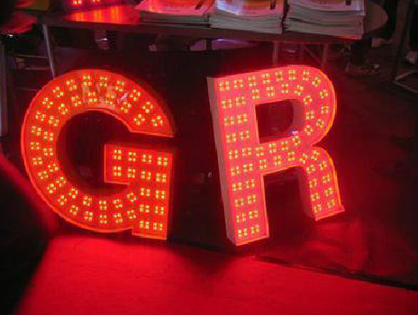 确山LED发光字有哪些优势？